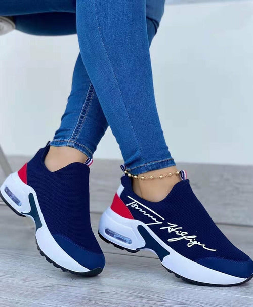 ladies Tommy Hilfiger casual sneaker